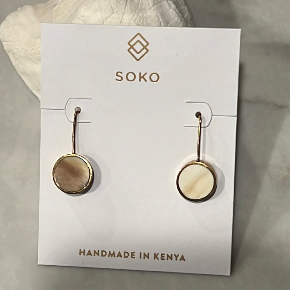Soko Horn Dot Threader Earrings